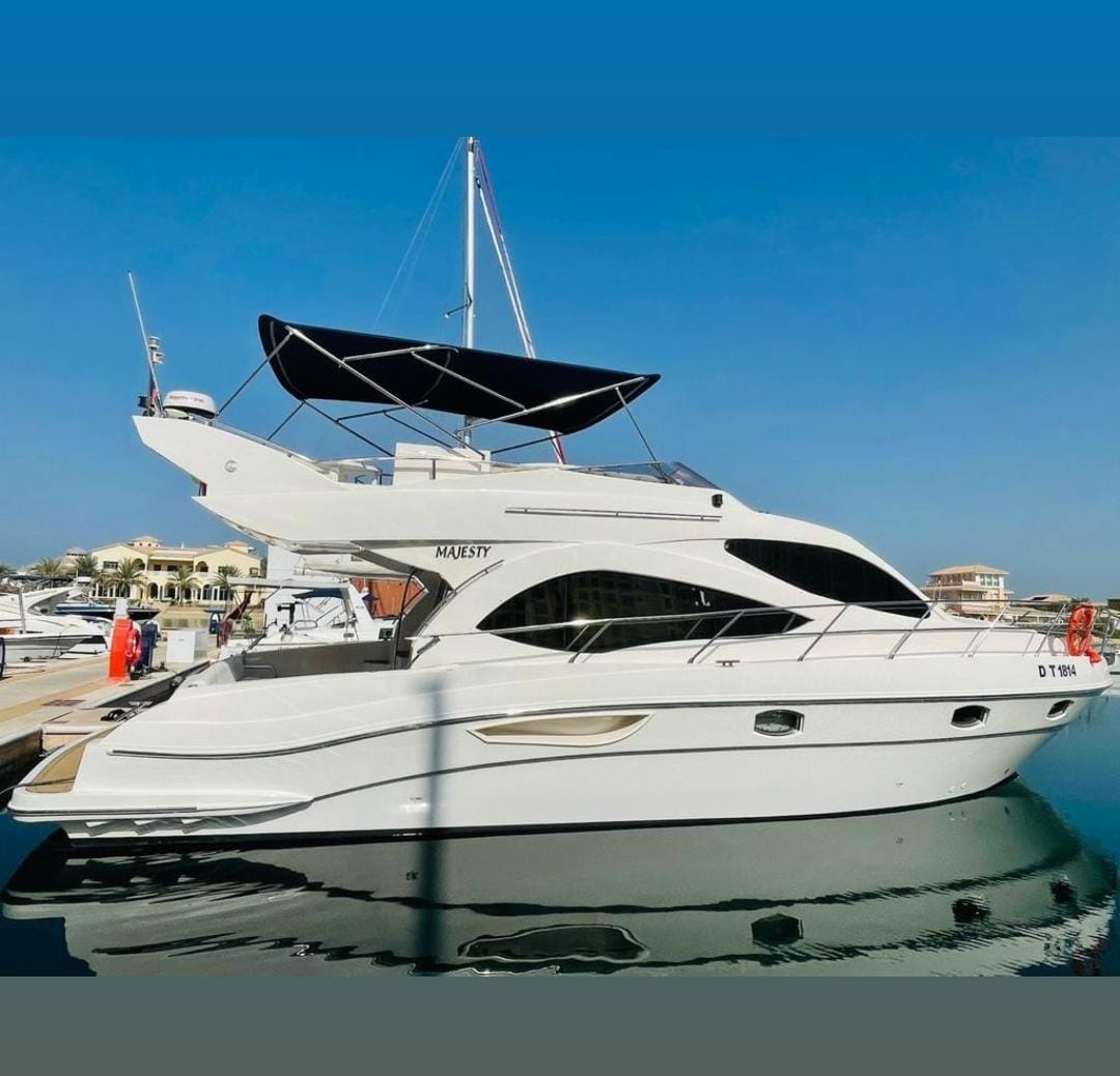 45 Feet Classic Yacht